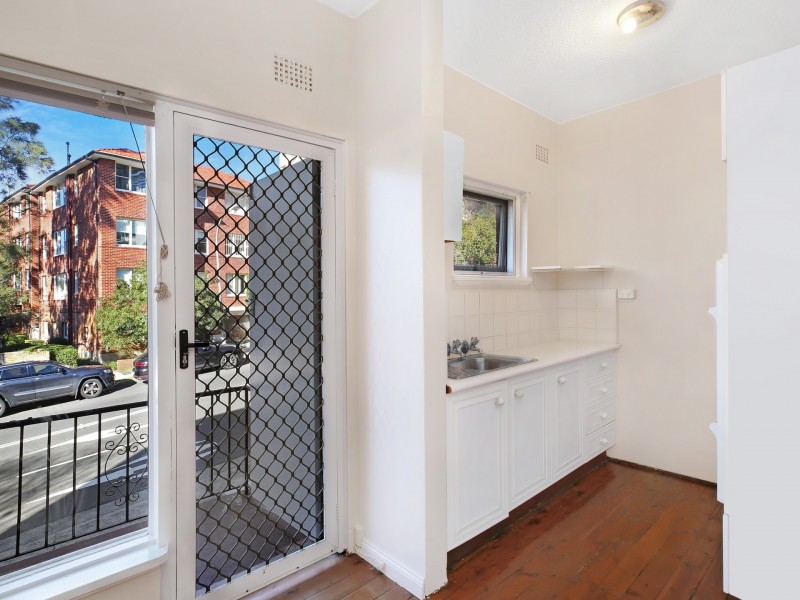 Apartment 4/243A Old South Head Road, Bondi NSW 2026