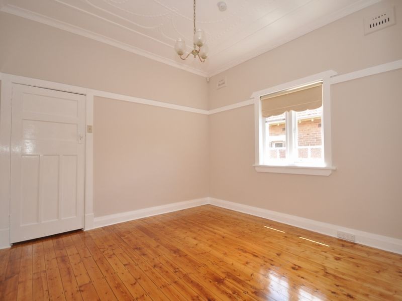 27 Monomeeth Street, Bexley NSW 2207