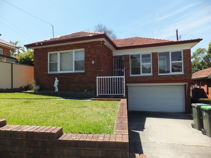 9 Jones Avenue, Kingsgrove NSW 2208