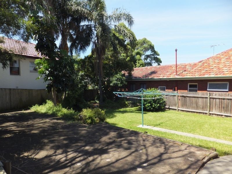 9 Jones Avenue, Kingsgrove NSW 2208