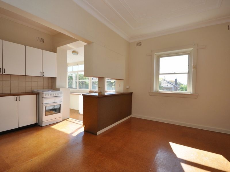 2 Kimberley Road, Hurstville NSW 2220