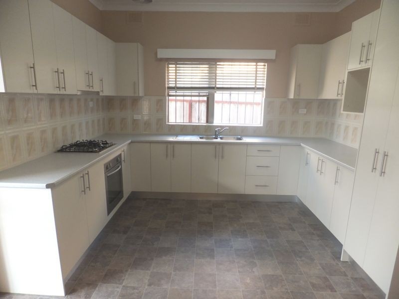 239 Forest Road, Arncliffe NSW 2205