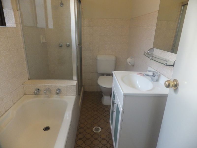 239 Forest Road, Arncliffe NSW 2205