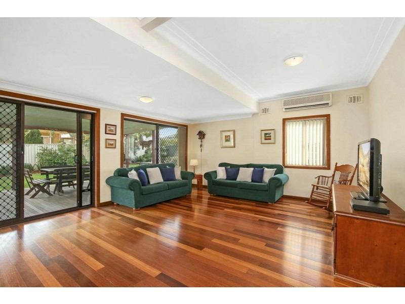 7 Denny Road, Picnic Point NSW 2213