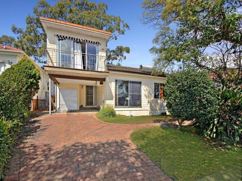 108 Holt Road, Taren Point NSW 2229