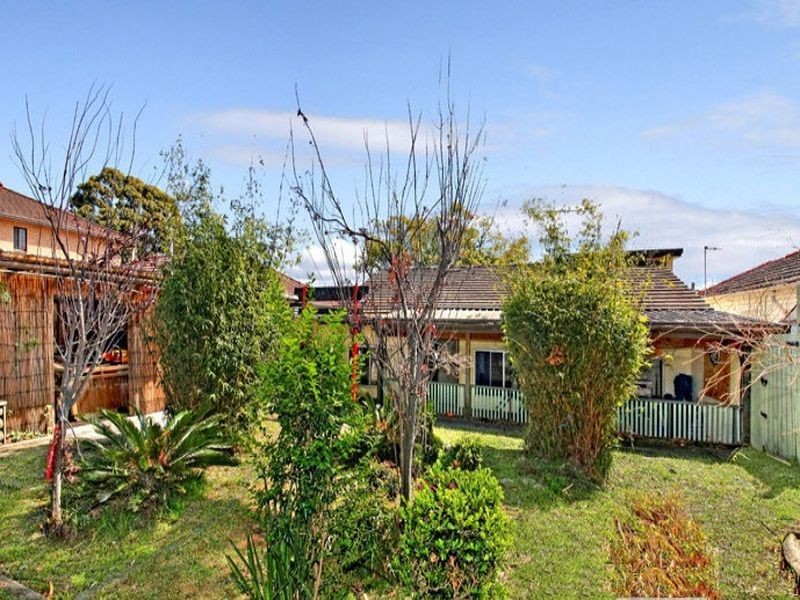 108 Holt Road, Taren Point NSW 2229