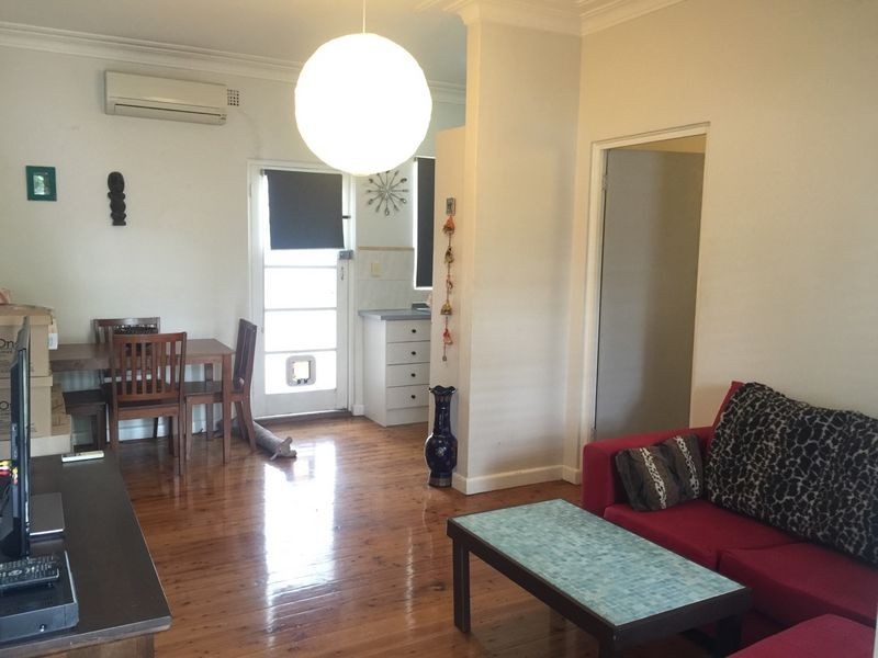 2/15 Caledonian Street, Bexley NSW 2207