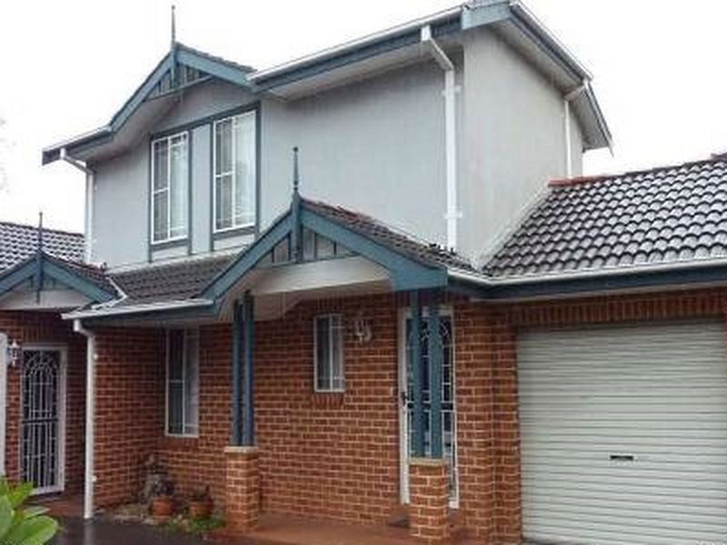 4/586 Forest Road, Bexley NSW 2207