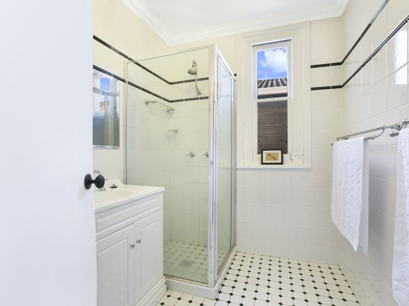 6 Beaconsfield Street, Bexley NSW 2207