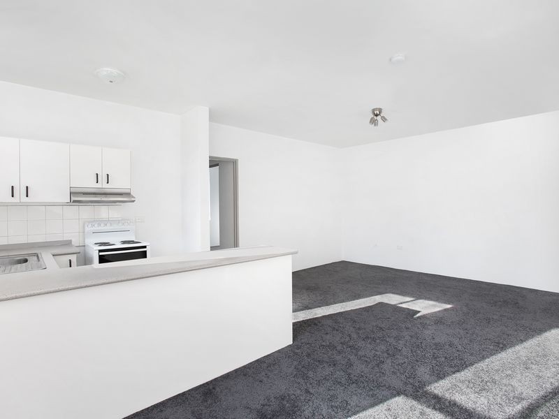 2/229 King Georges Road, Roselands NSW 2196