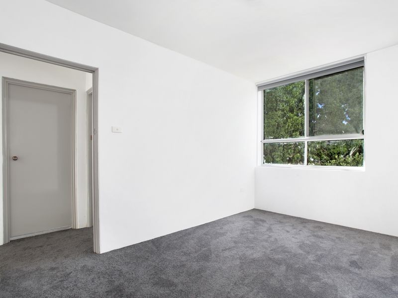 2/229 King Georges Road, Roselands NSW 2196