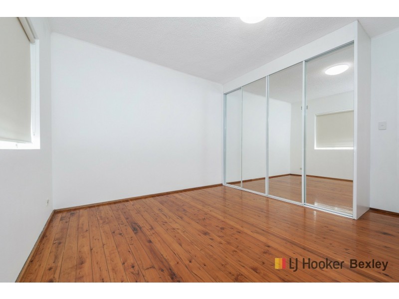 2/25 Victoria Avenue, Penshurst NSW 2222