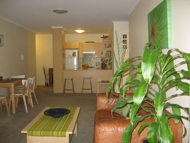 17 /110-17 Mitchell Rd, Erskineville NSW 2043