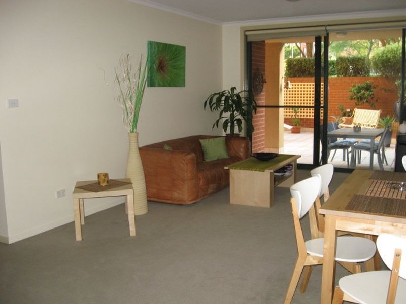 17 /110-17 Mitchell Rd, Erskineville NSW 2043