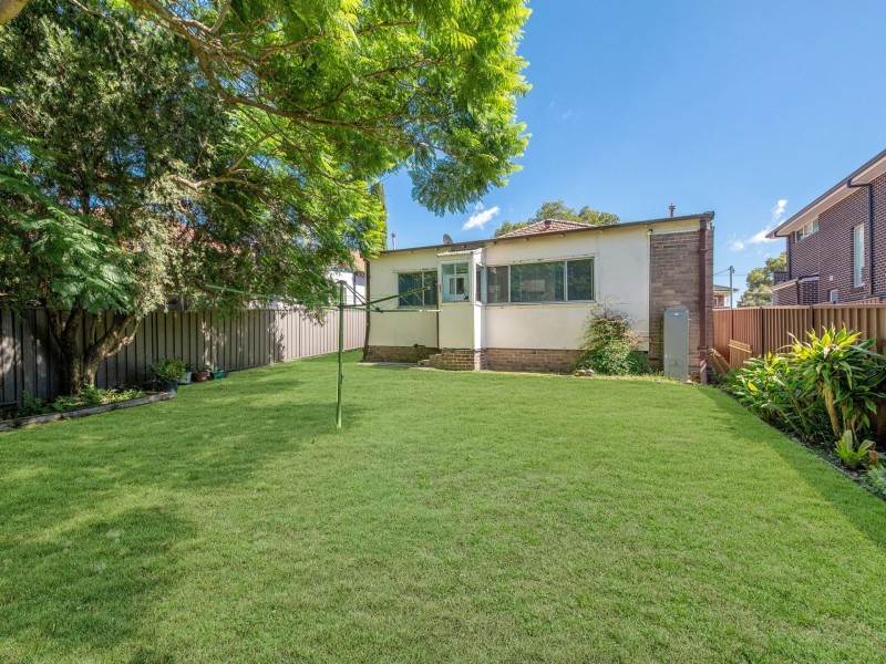 27 Monomeeth Street, Bexley NSW 2207