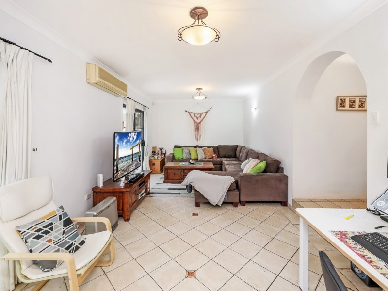 16 Kenyon Road, Bexley NSW 2207