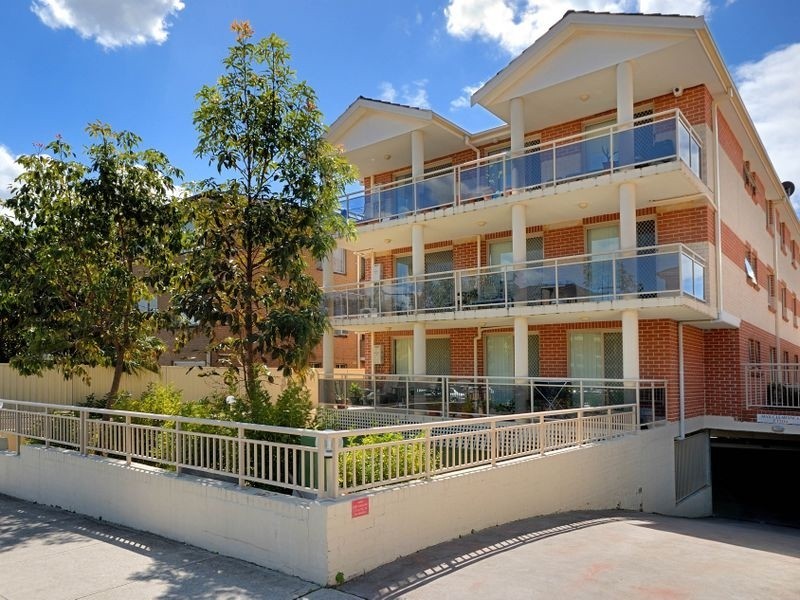 2/4 Oriental Street, Bexley NSW 2207