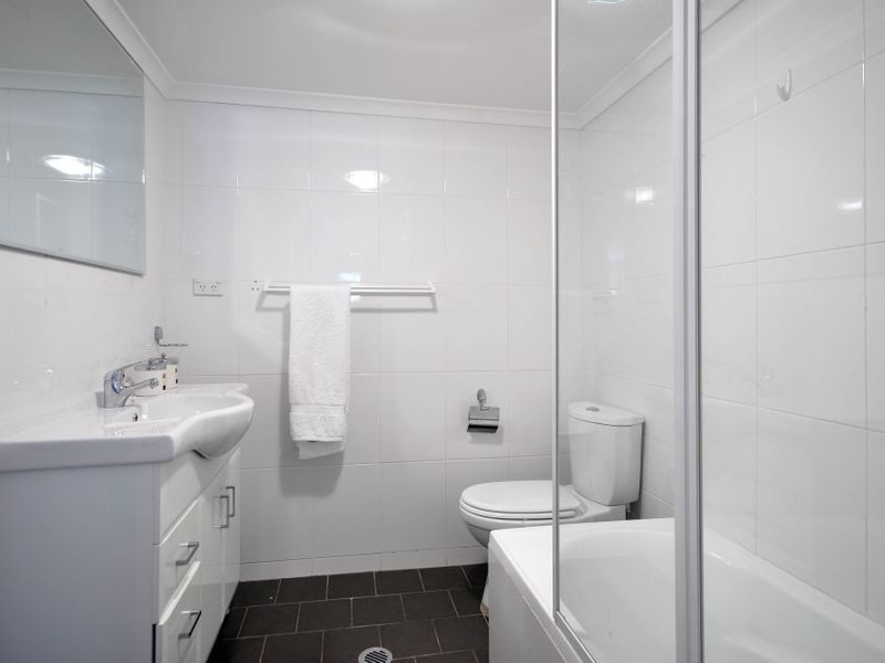 2/4 Oriental Street, Bexley NSW 2207