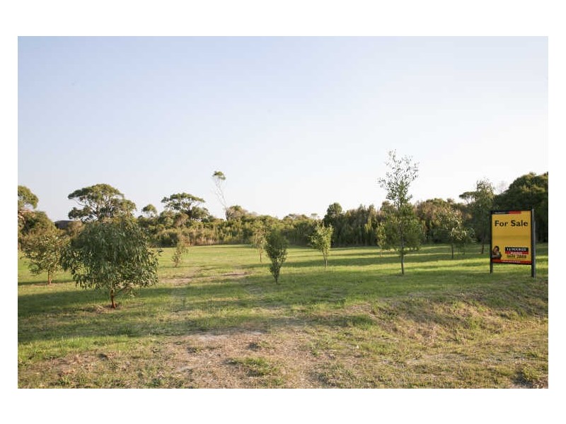 Lot 8 Albert Ruttle Drive, Inverloch VIC 3996