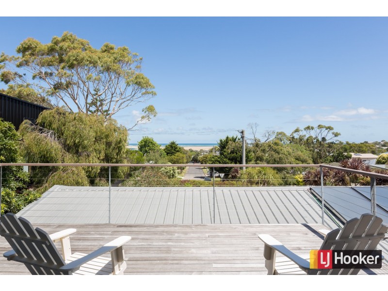 21 Bruce Street, Inverloch VIC 3996