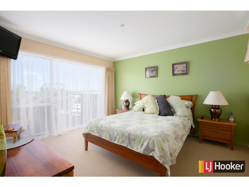 21 Bruce Street, Inverloch VIC 3996