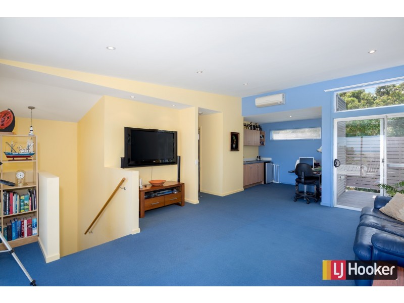 21 Bruce Street, Inverloch VIC 3996