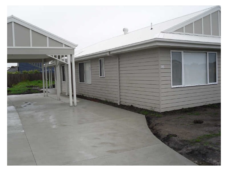 15 Artisan Way, Inverloch VIC 3996