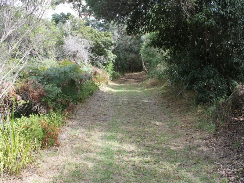 64 Surf Parade, Inverloch VIC 3996