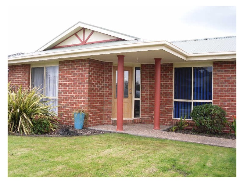 31 Royal Parade, Inverloch VIC 3996