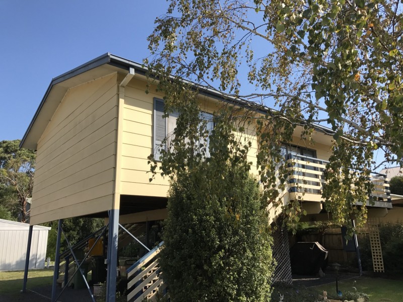 69 Toorak Road, Inverloch VIC 3996