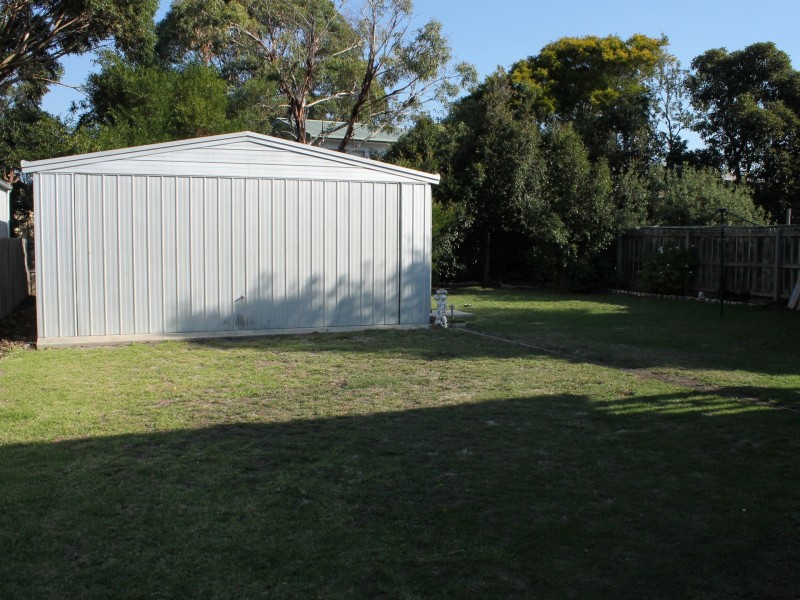 69 Toorak Road, Inverloch VIC 3996