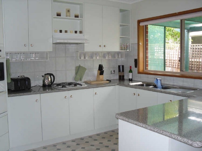 17 Sandymount Avenue, Inverloch VIC 3996