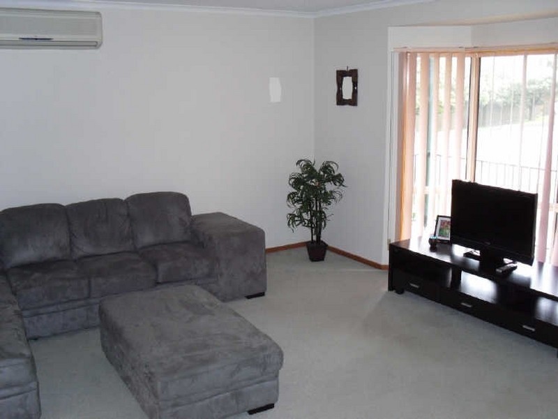 17 Sandymount Avenue, Inverloch VIC 3996