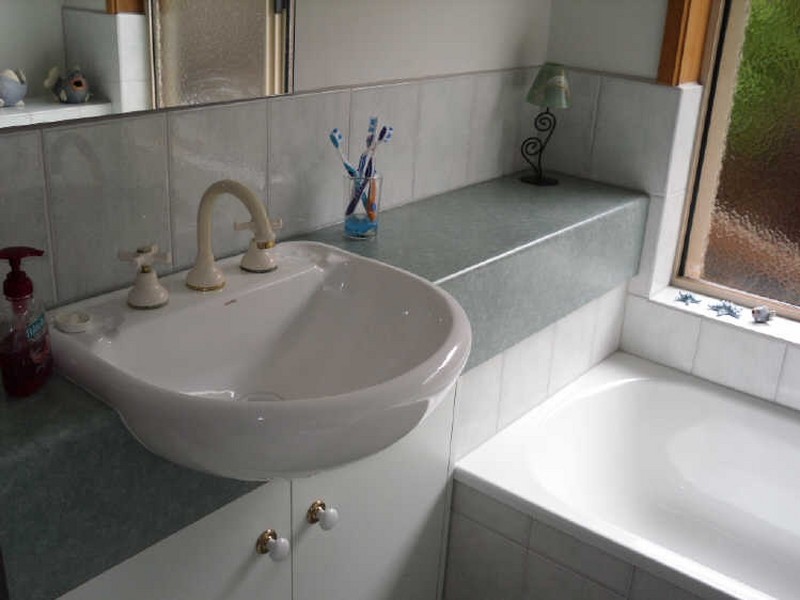 17 Sandymount Avenue, Inverloch VIC 3996