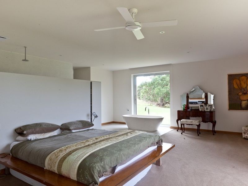 188 Albert Ruttle Drive, Inverloch VIC 3996