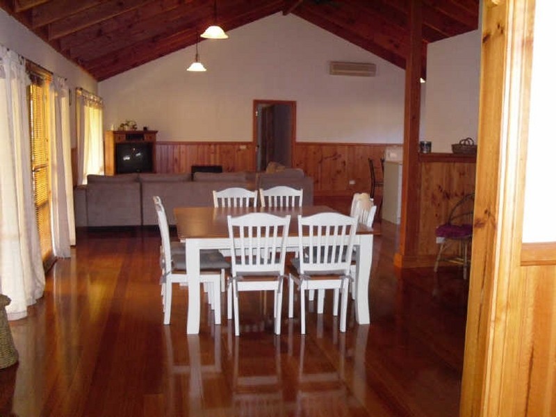 14 Nation Court, Inverloch VIC 3996