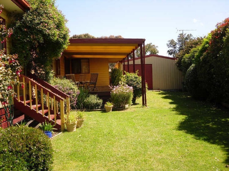 14 Nation Court, Inverloch VIC 3996