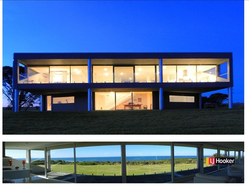 15 Struan Road, Cape Paterson VIC 3995