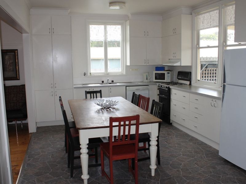 2 Pier Road, Inverloch VIC 3996