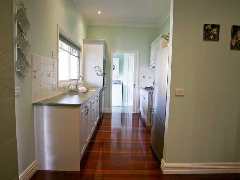 5 Hobson Place, Inverloch VIC 3996
