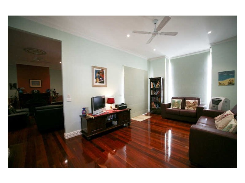 5 Hobson Place, Inverloch VIC 3996