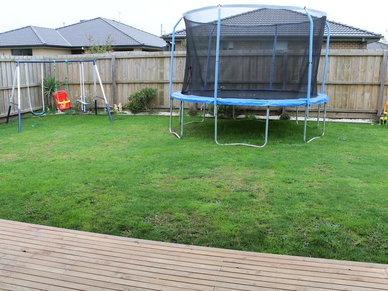 65 Ullathornes Road, Inverloch VIC 3996
