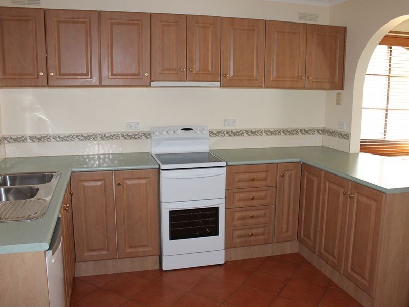 10/12-14 The Crescent, Inverloch VIC 3996