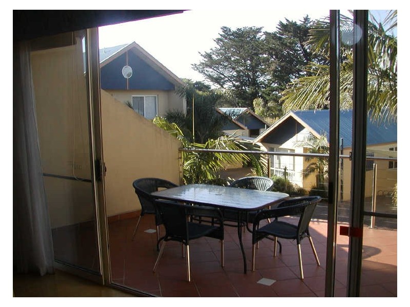 11/18 Stkilda Street, Inverloch VIC 3996