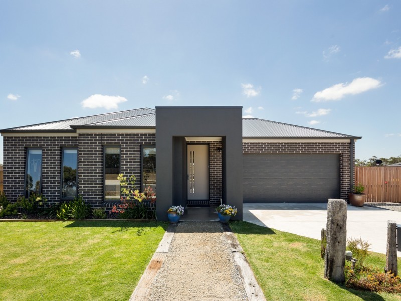 7 Citadel Way, Inverloch VIC 3996