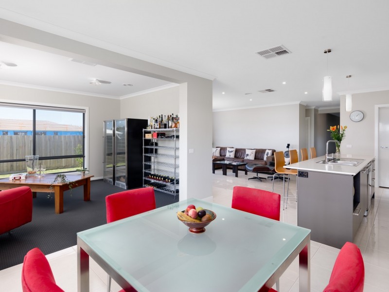 7 Citadel Way, Inverloch VIC 3996