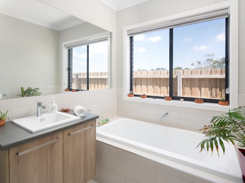 7 Citadel Way, Inverloch VIC 3996