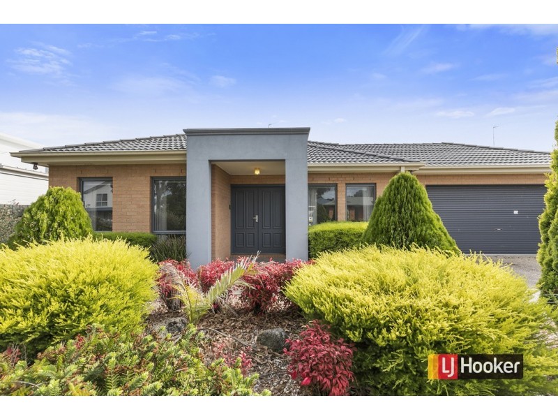 27 Regatta Place, Inverloch VIC 3996