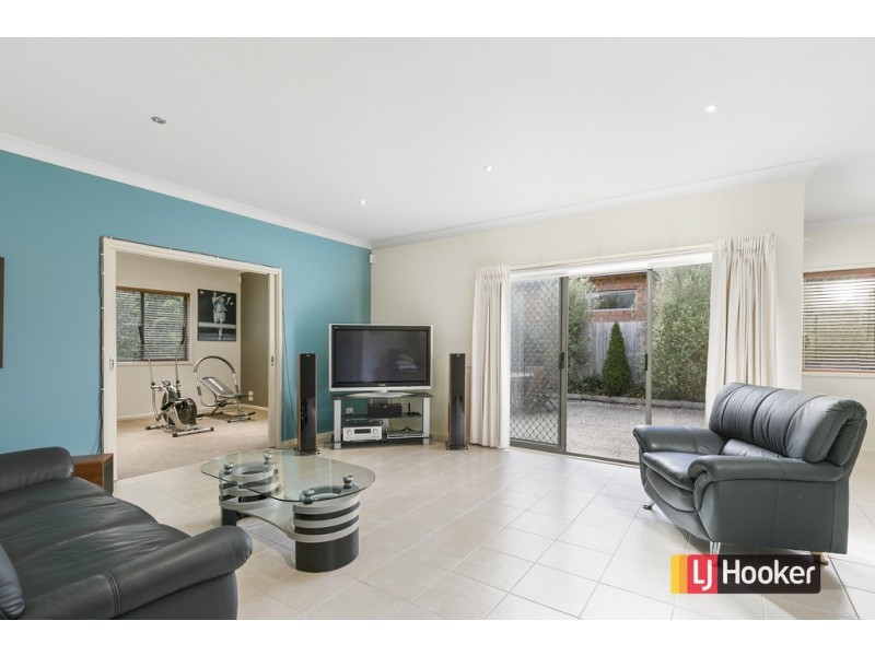 27 Regatta Place, Inverloch VIC 3996