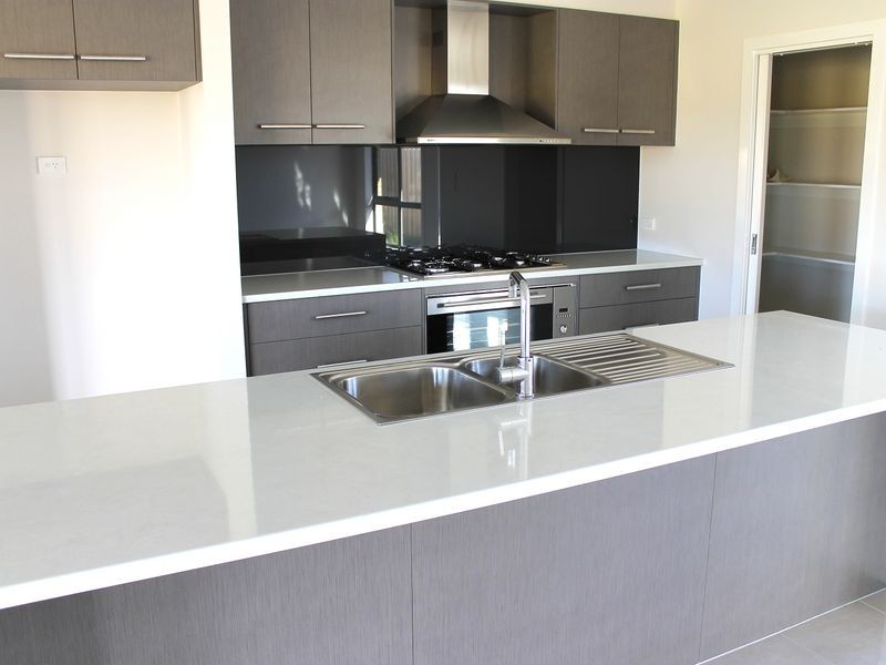 15 Queenscliff Drive, Inverloch VIC 3996